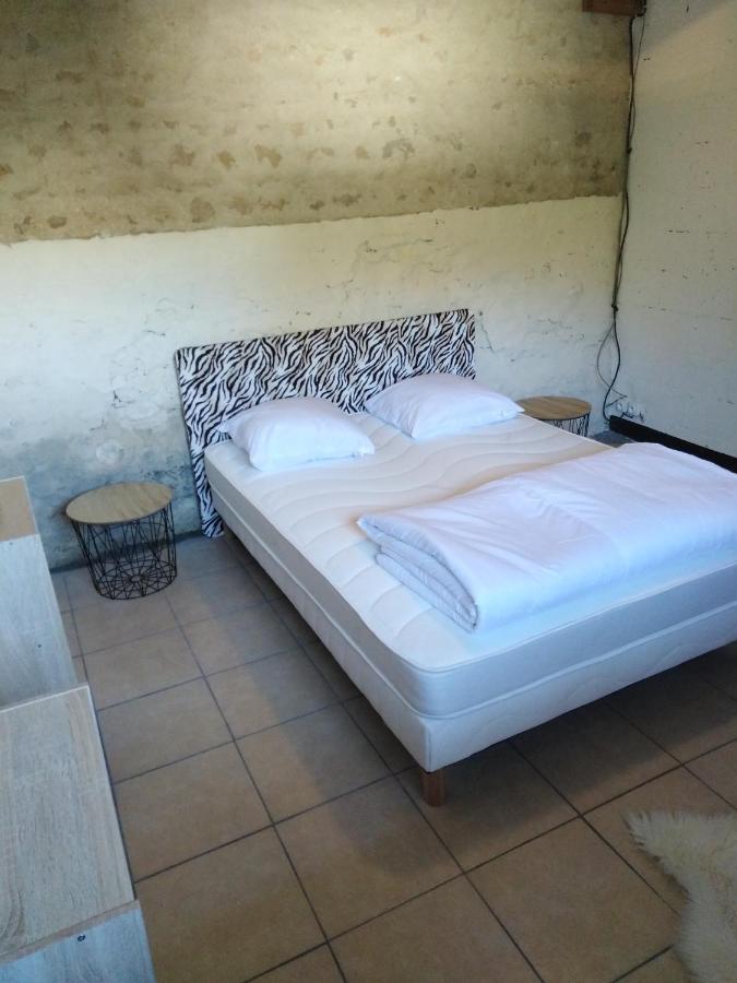 La Mini Ferme De Maelou Villa Sermaises Dış mekan fotoğraf